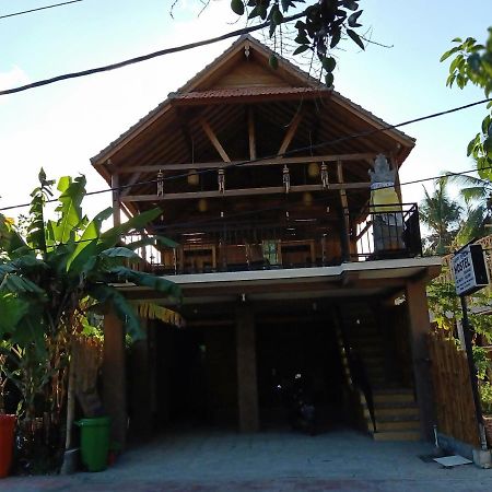 Happy Penida Hostel Toyapakeh エクステリア 写真