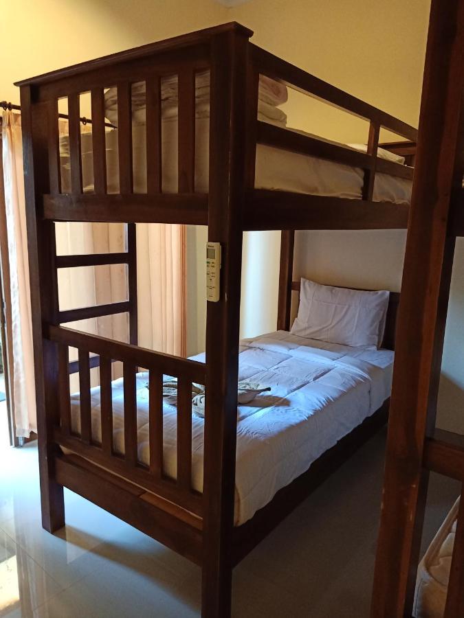 Happy Penida Hostel Toyapakeh エクステリア 写真